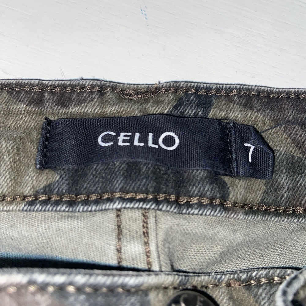 Cello Ripped Camo Jeans - Picture 3 of 3